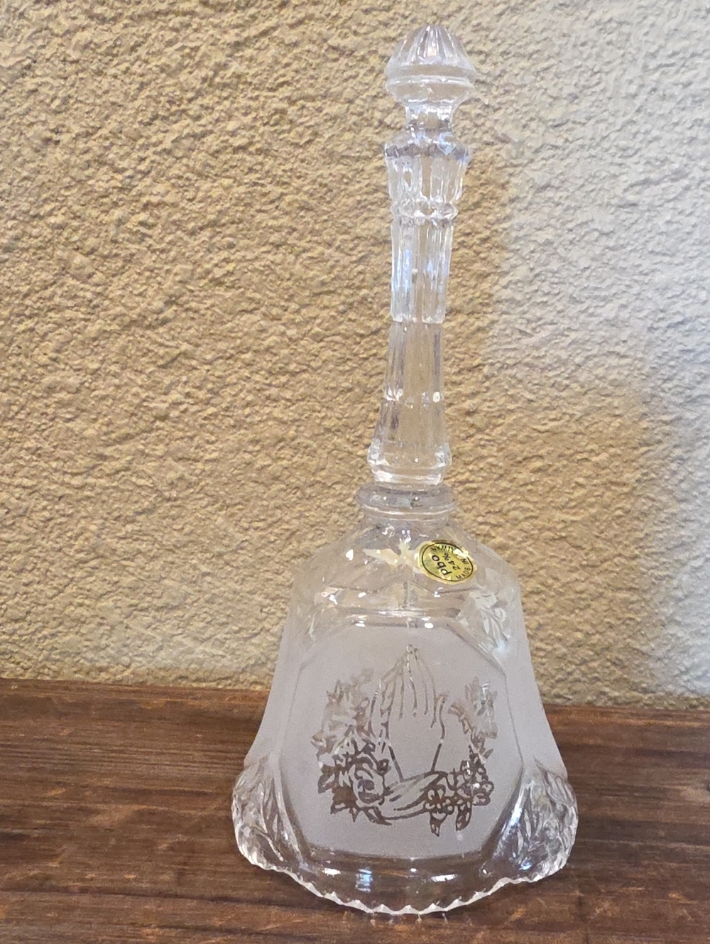 Vintage Artmark Taiwan 24% Lead Crystal Dinner Bell Frosted Praying Hands